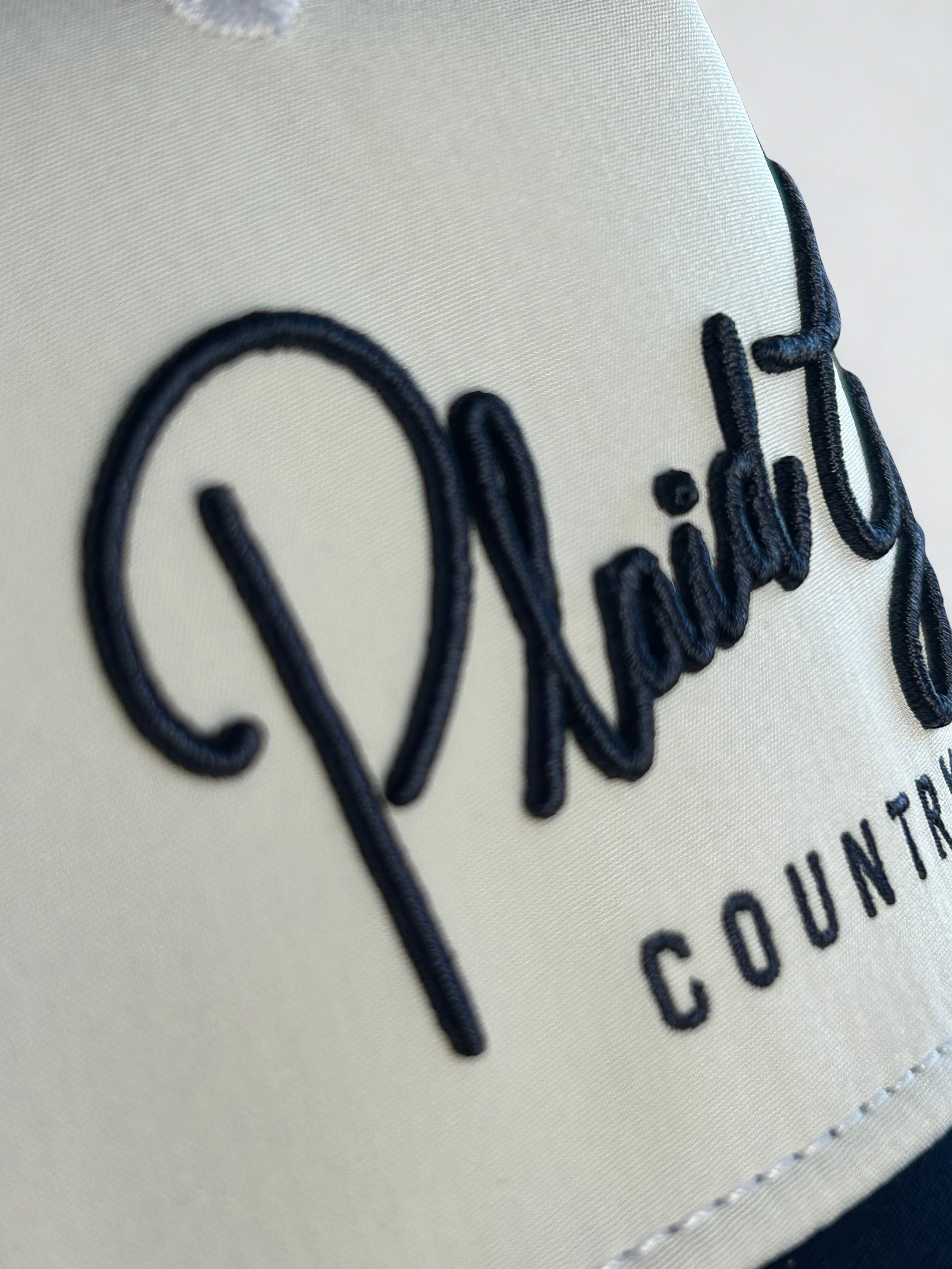 Country Club Trucker – Navy/Cloud White